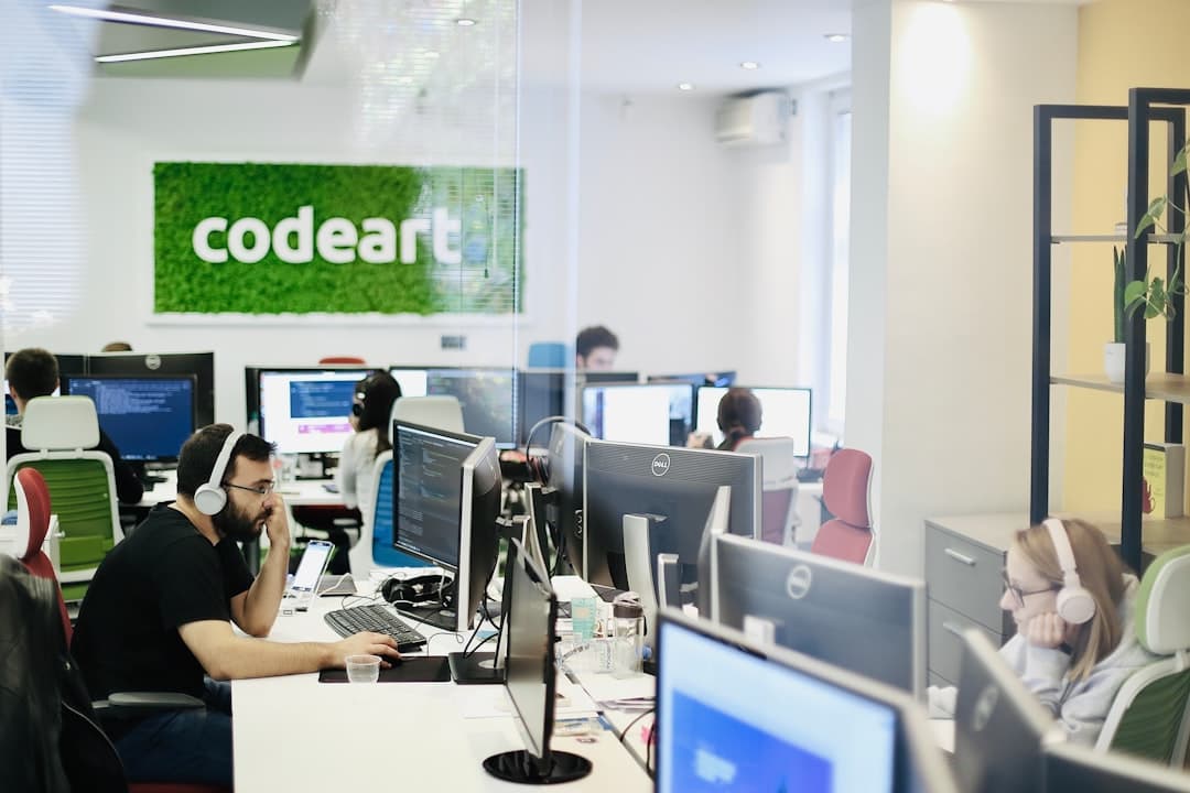 Création site web Bordeaux — Guide complet 2025