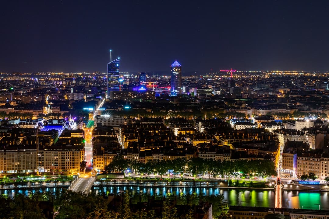 SEO Local Bordeaux — Guide référencement 2025